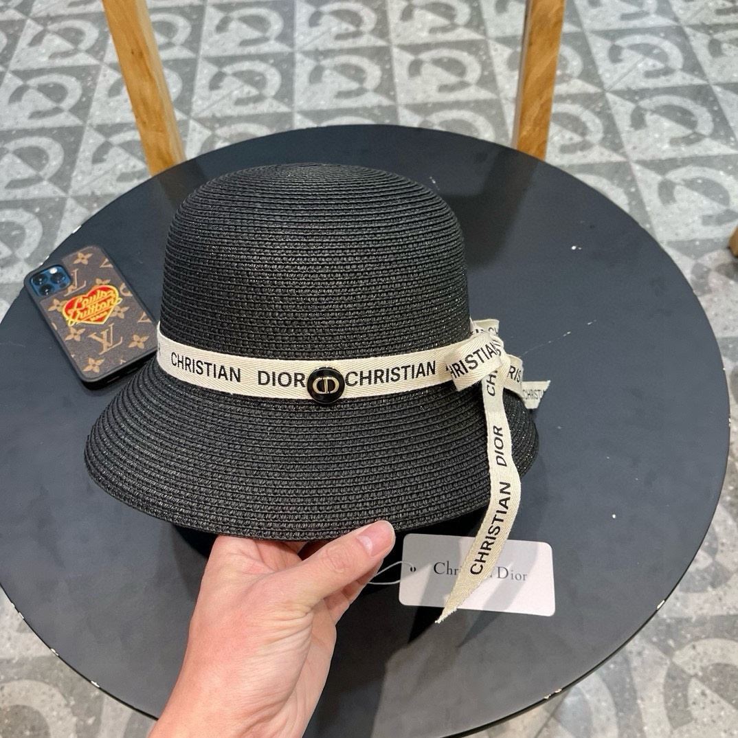 Christian Dior Caps